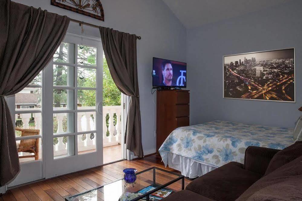 Sweet Dreams B&B La Bed & Breakfast 4*